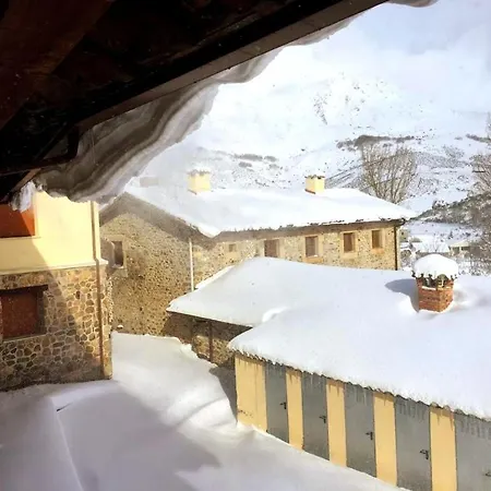 La Casita De La Montana * Alba de los Cardaños